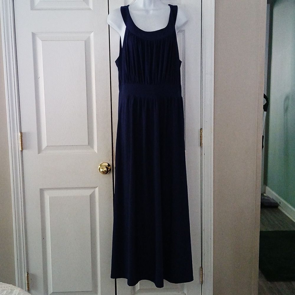Haani  Woman royal blue  sleeveless maxi dress Sz 2X